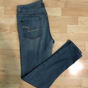 American Eagle 🦅 Hi-Rise Jeggings size: 8 LONG